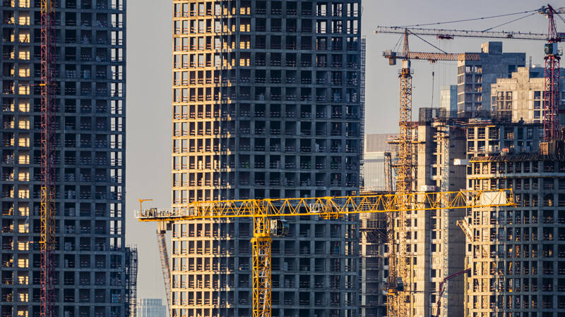 Продают несуществующее: как застройщики обманывают новоселов на метраж