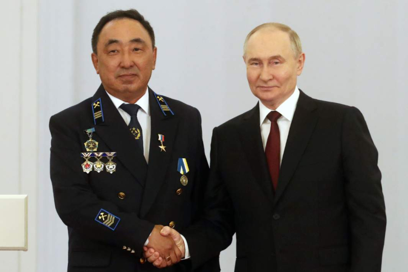 «Решить задачи, которые стоят перед страной, можно только вместе»
