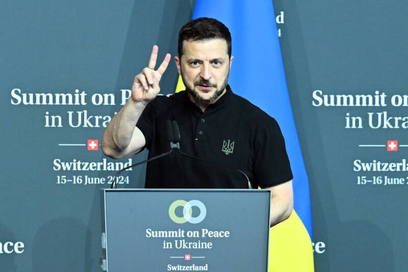 Зеленский: Украина пойдет на переговоры, если РФ будет уважать ее целостность