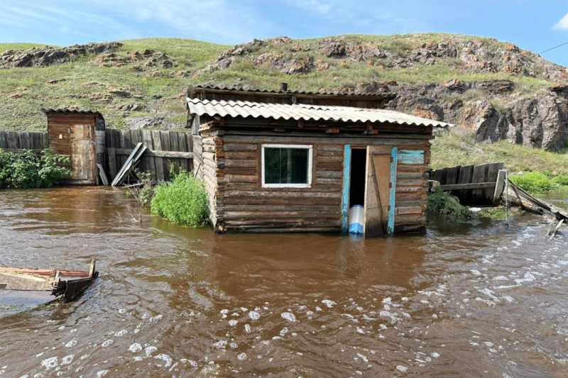 Дождевая страда: как регионы борются с последствиями мощных осадков